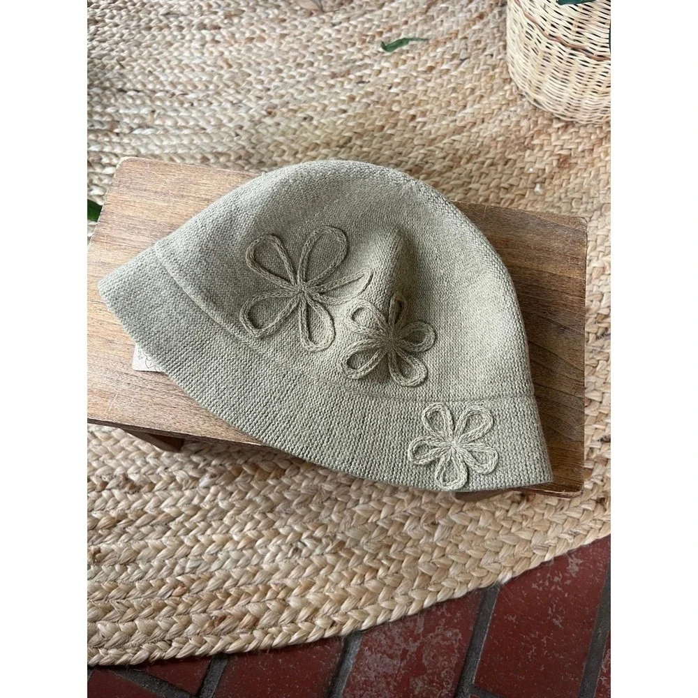 Vintage August Silk Retro Y2K Daisy Wool Bucket Hat‎